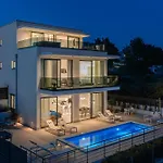 Luxury Villa Sea Idea With Private Pool & Jacuzzi On Ciovo Near Trogir *