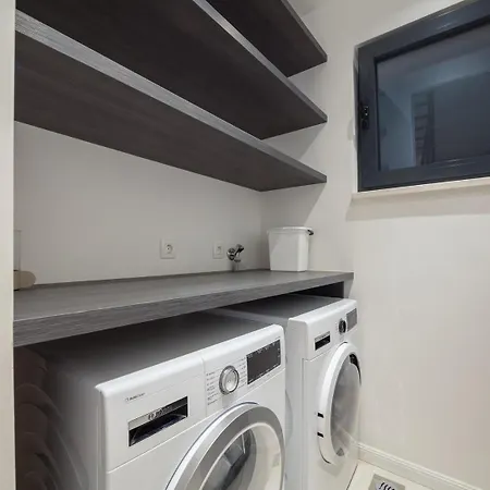 וילה Luxury Sea Idea With Outdoor Swimming Pool In Okrug Gornji - *