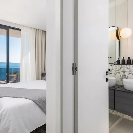 וילה Luxury Sea Idea With Outdoor Swimming Pool In Okrug Gornji - *