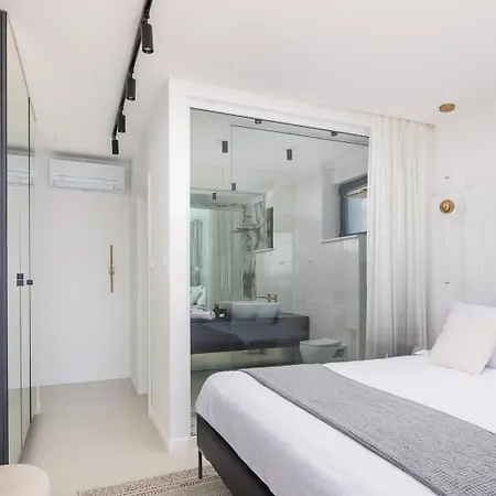 Villa Luxury Sea Idea With Outdoor Swimming Pool In Okrug Gornji - Trogir